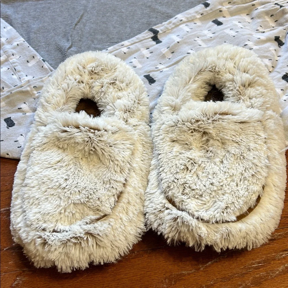 Warmies Slippers - Picture 3 of 5
